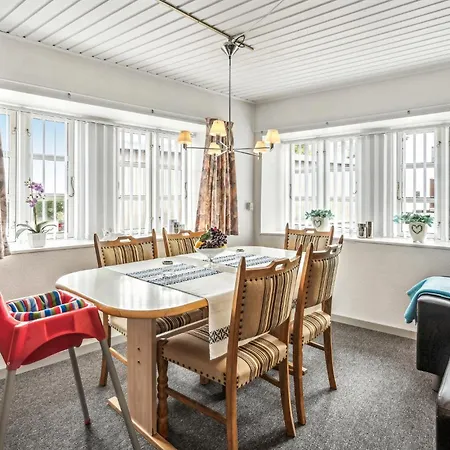 Gorgeous In Sydals With Kitchen Tandslet